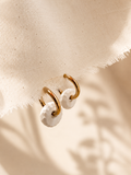 Pendientes texturizados blancos