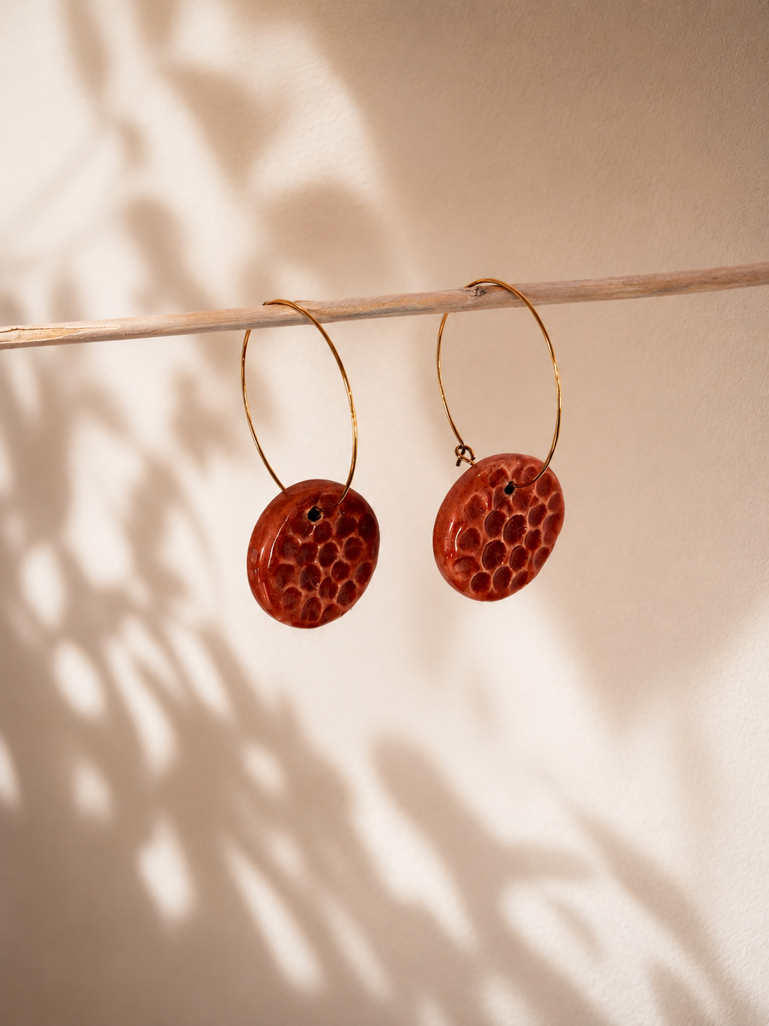 Pendientes cerámicos coral rojo