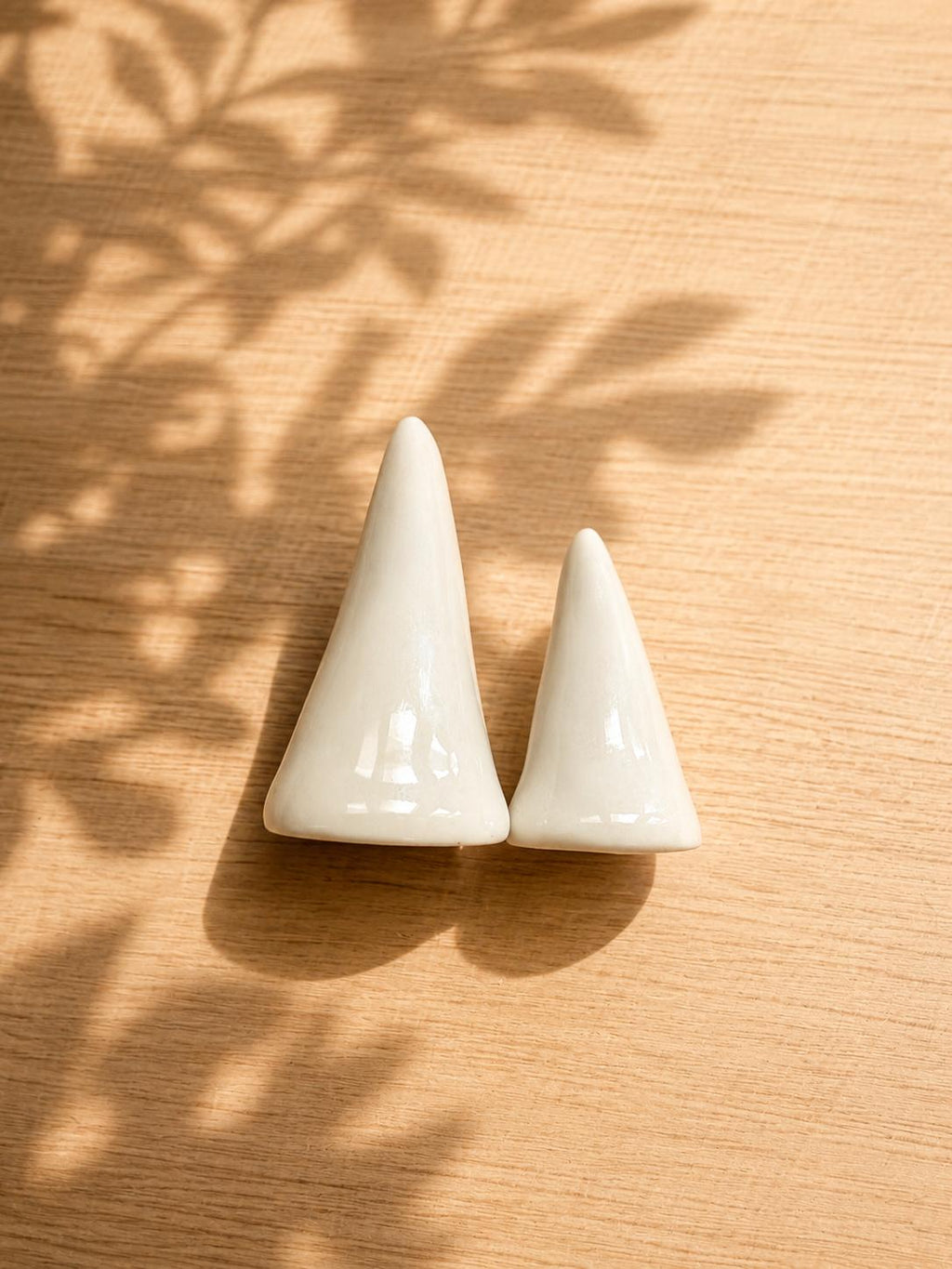 Portaanillos de porcelana