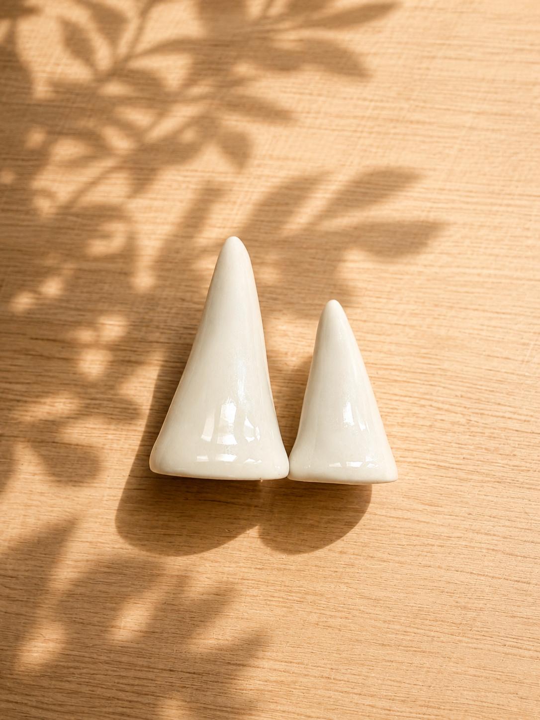 Portaanillos de porcelana